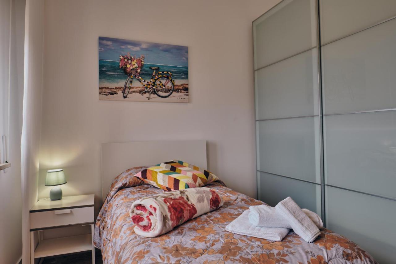 Asariel Splendido Appartamento Vista Mare E Centro Storico Brindisi Eksteriør billede
